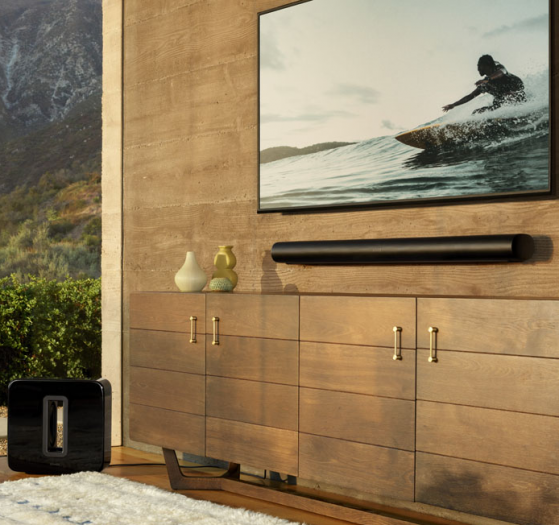 Arc-Soundbar mit Sonos Sub (Bild: Sonos)